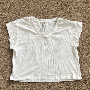 Chic White V-Neck Crop Top